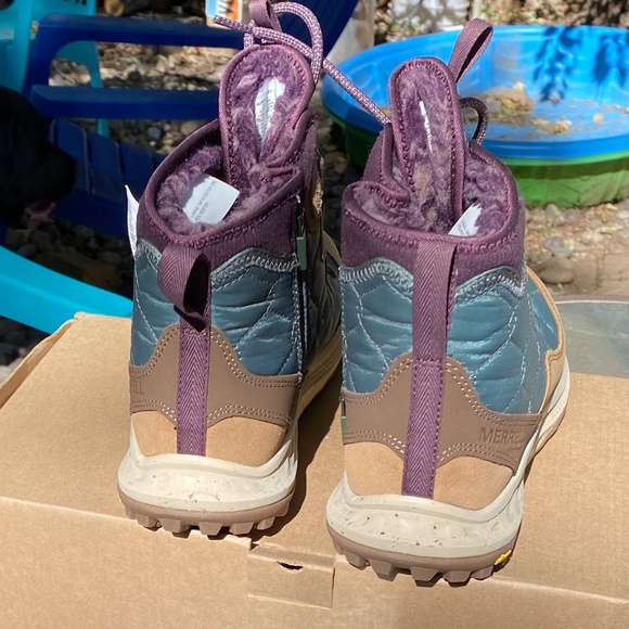 Merrell Women's Antora 3 Mid Waterproof Hiking Boots Forest size 8 - Picture 4 of 10